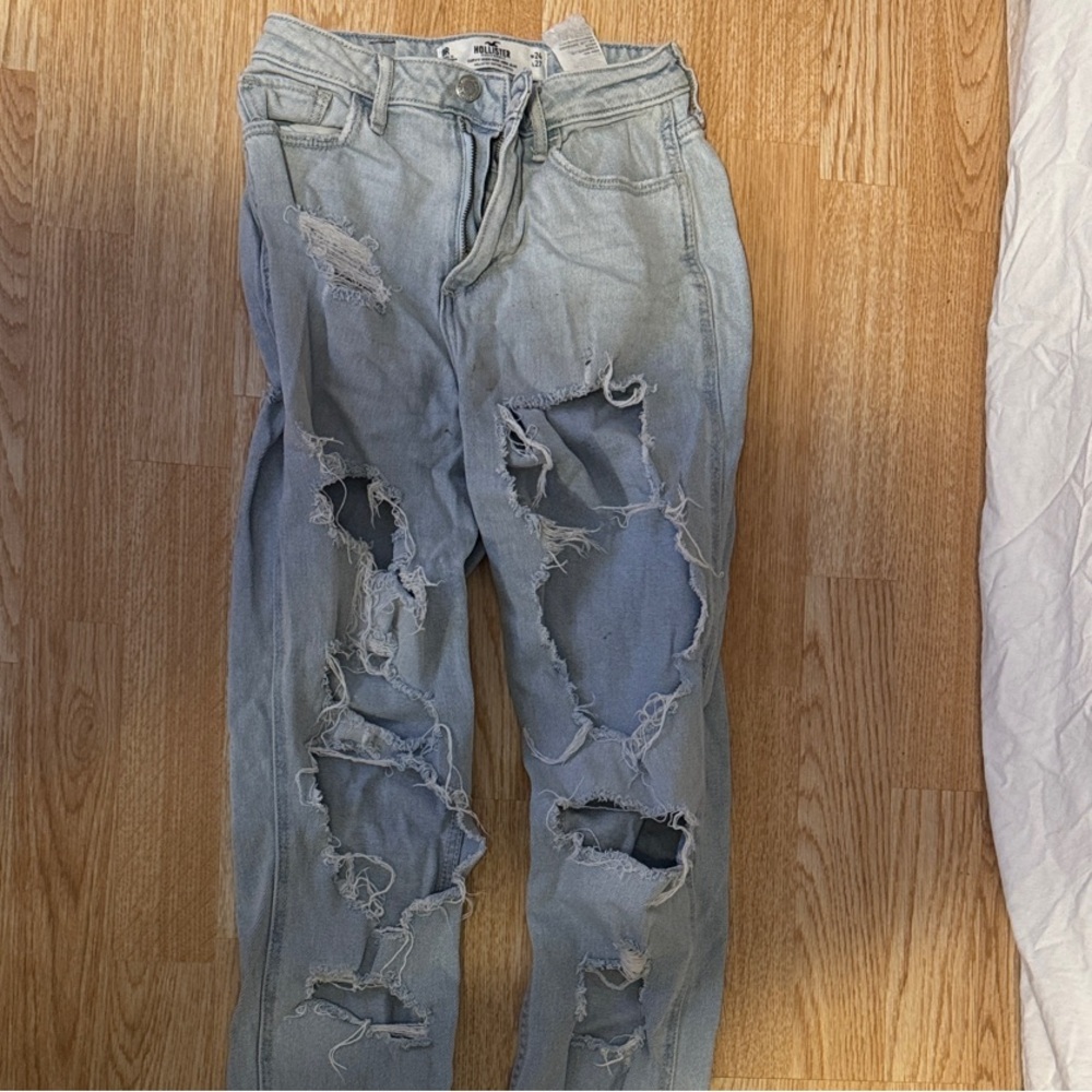 Hollister Women's High Rise Ripped Jeans - Light Blue
